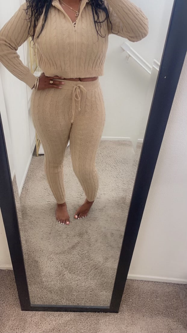 Demure Essentials set